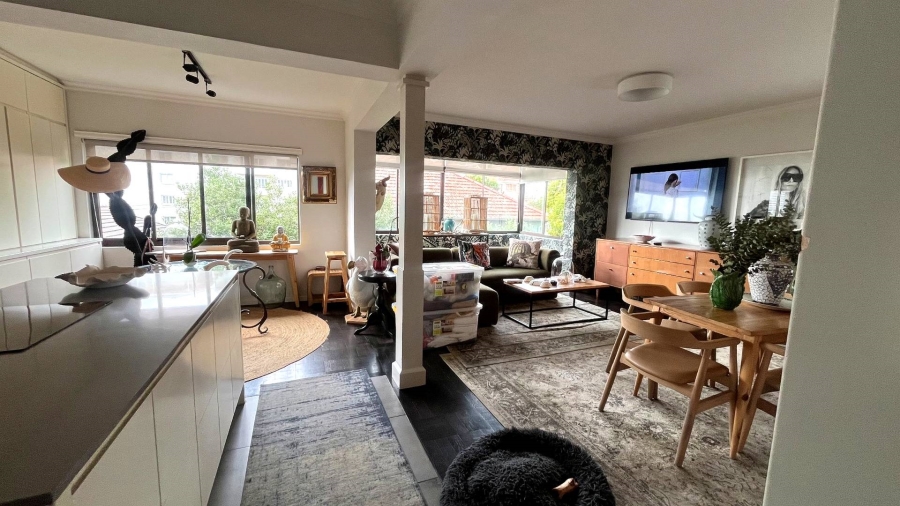 To Let 1 Bedroom Property for Rent in Bantry Bay Western Cape